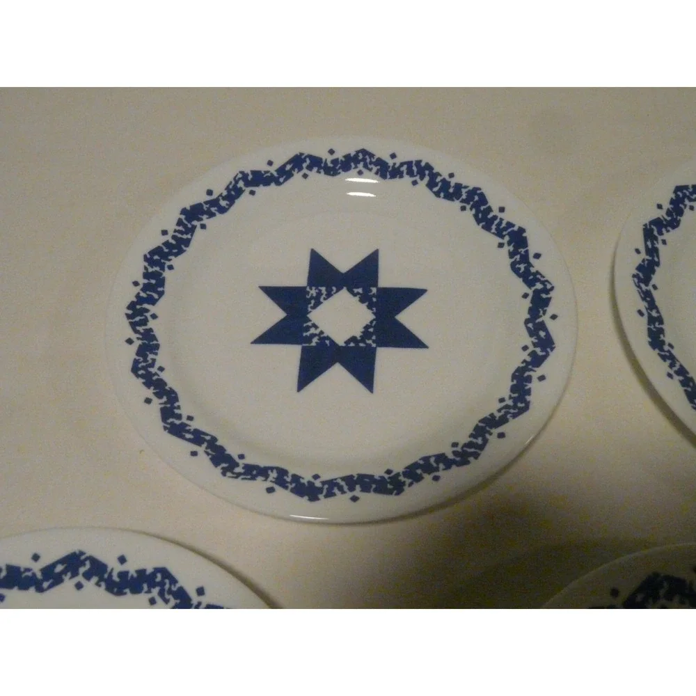 Set of 4 Corelle Corning Salad Plates Blue Star Pattern Retired USA‎ 7.25
